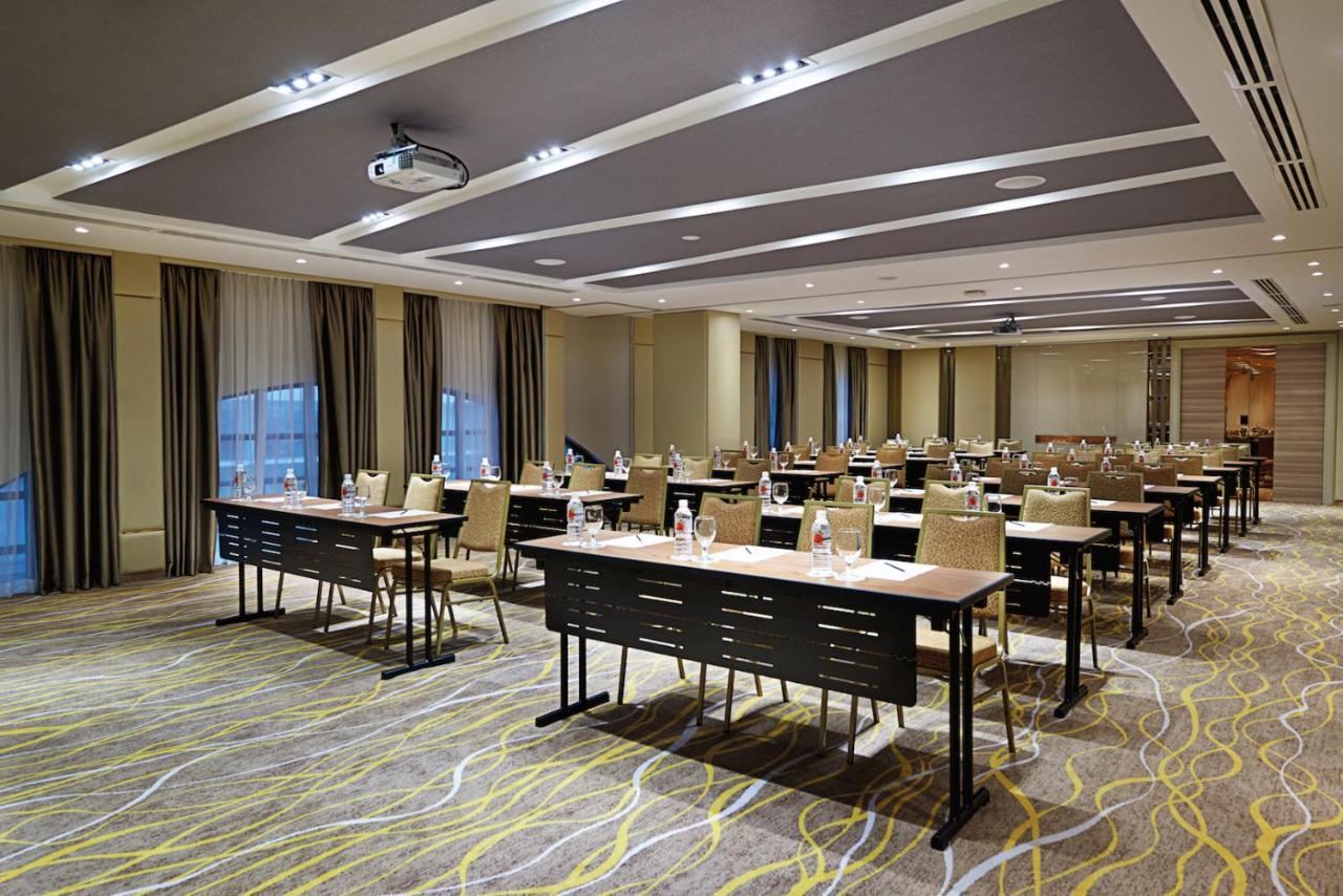 Cosmo Hotel Κουάλα Λουμπούρ Εξωτερικό φωτογραφία